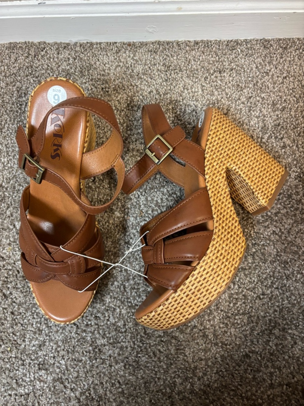 Korks Kork Ease Dee Sandals Women's 9 Brown Faux Leather Platform Wedge - Picture 2 of 4